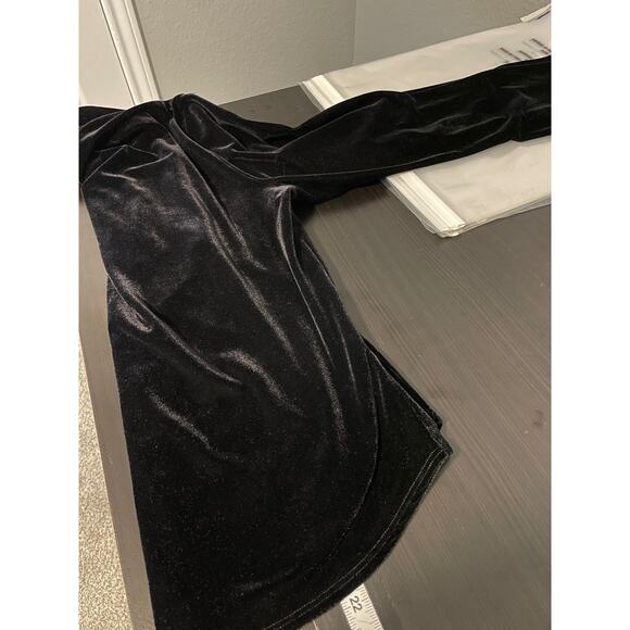 Max Studio Pullover Womens Small Black Velvet Stretch Long Sleeve Top USA Made - Picture 6 of 7